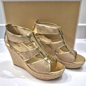 Michael Kors Damita Wedge Gold 8.5